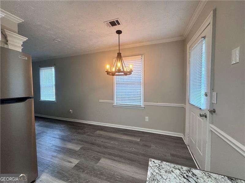 452 Lexington Dr - Photo 6 of 10