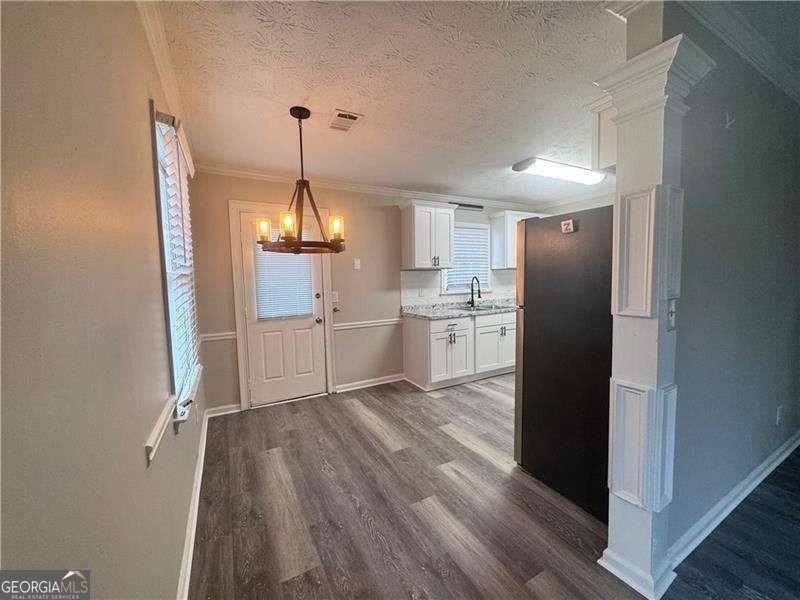 452 Lexington Dr - Photo 7 of 10