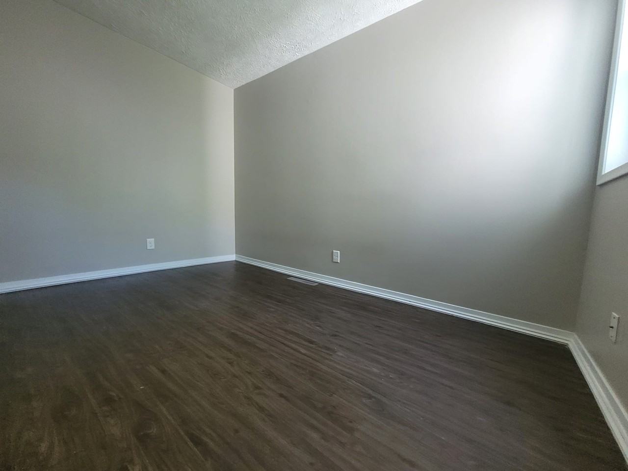 612 N Washington St #1 - Photo 3 of 16