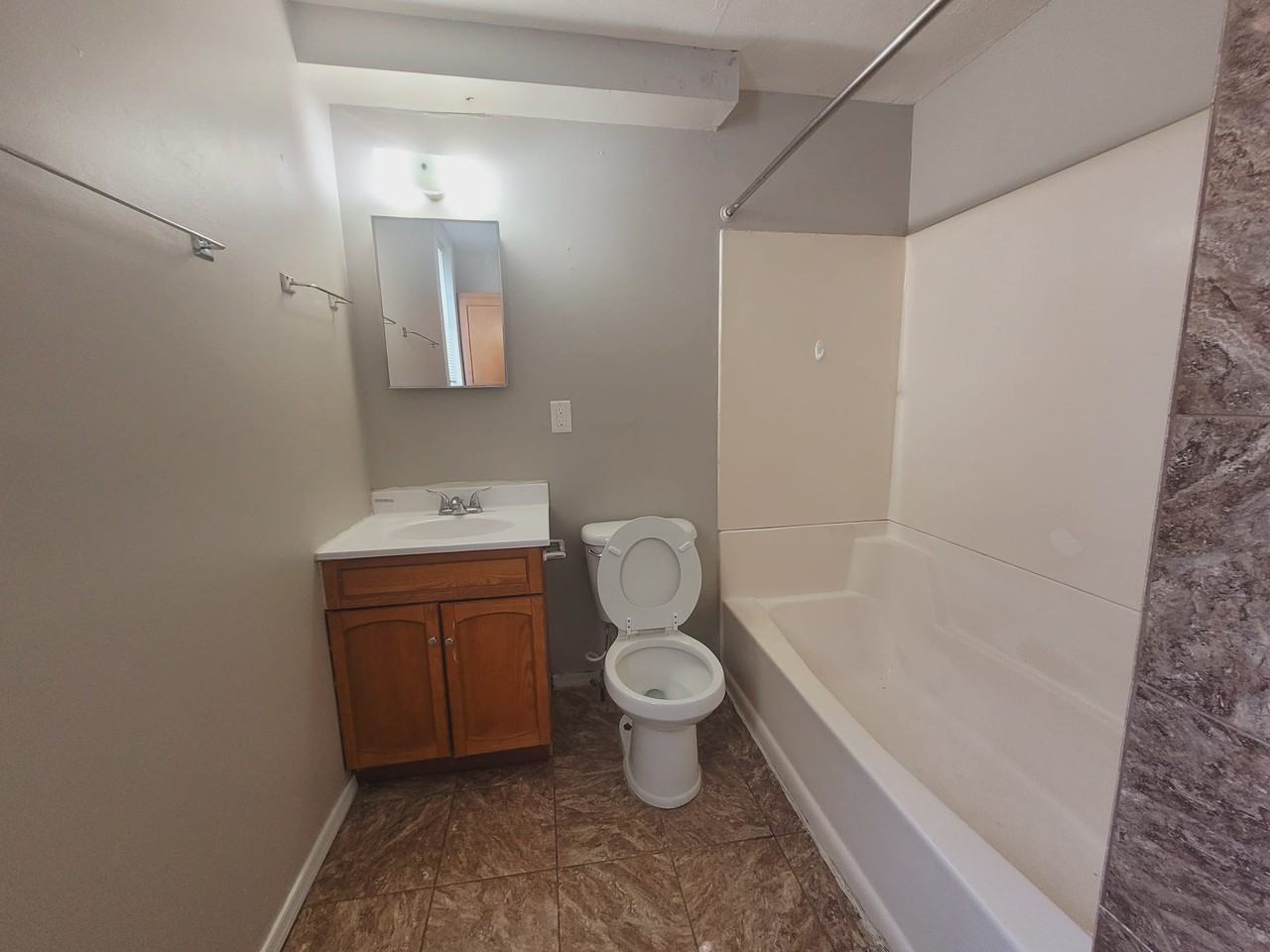 612 N Washington St #1 - Photo 6 of 16