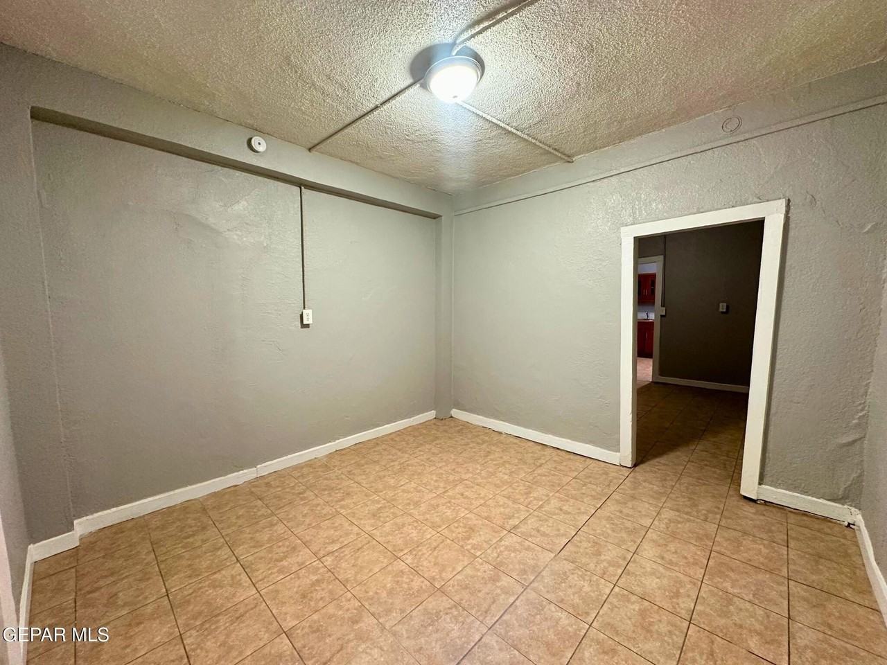 3121 Frutas Ave Apt 4 #04 - Photo 2 of 12