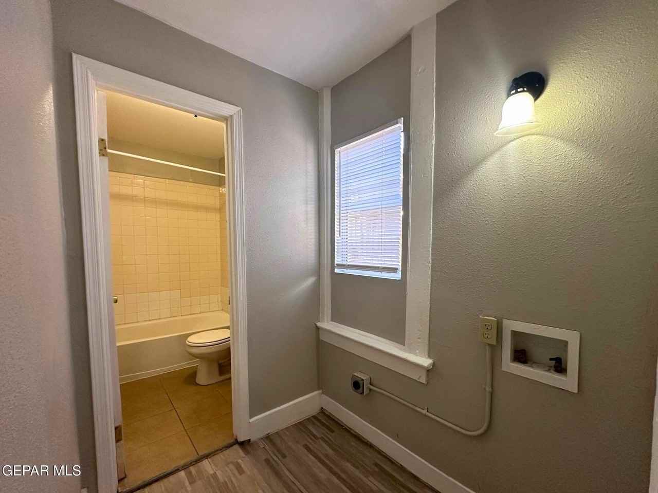 813 N Virginia St Unit 02 #02 - Photo 6 of 8