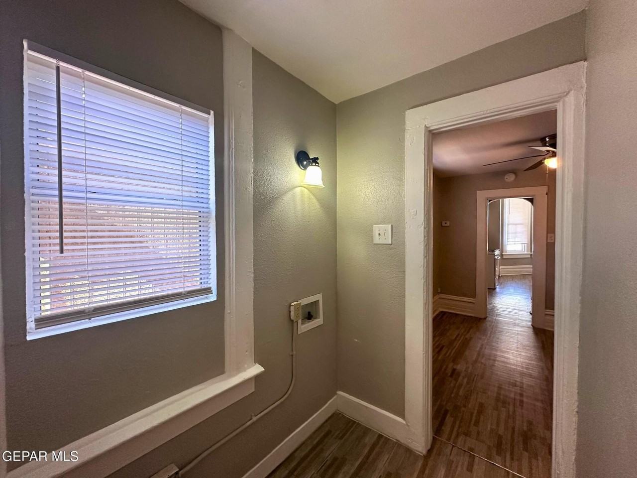 813 N Virginia St Unit 02 #02 - Photo 7 of 8