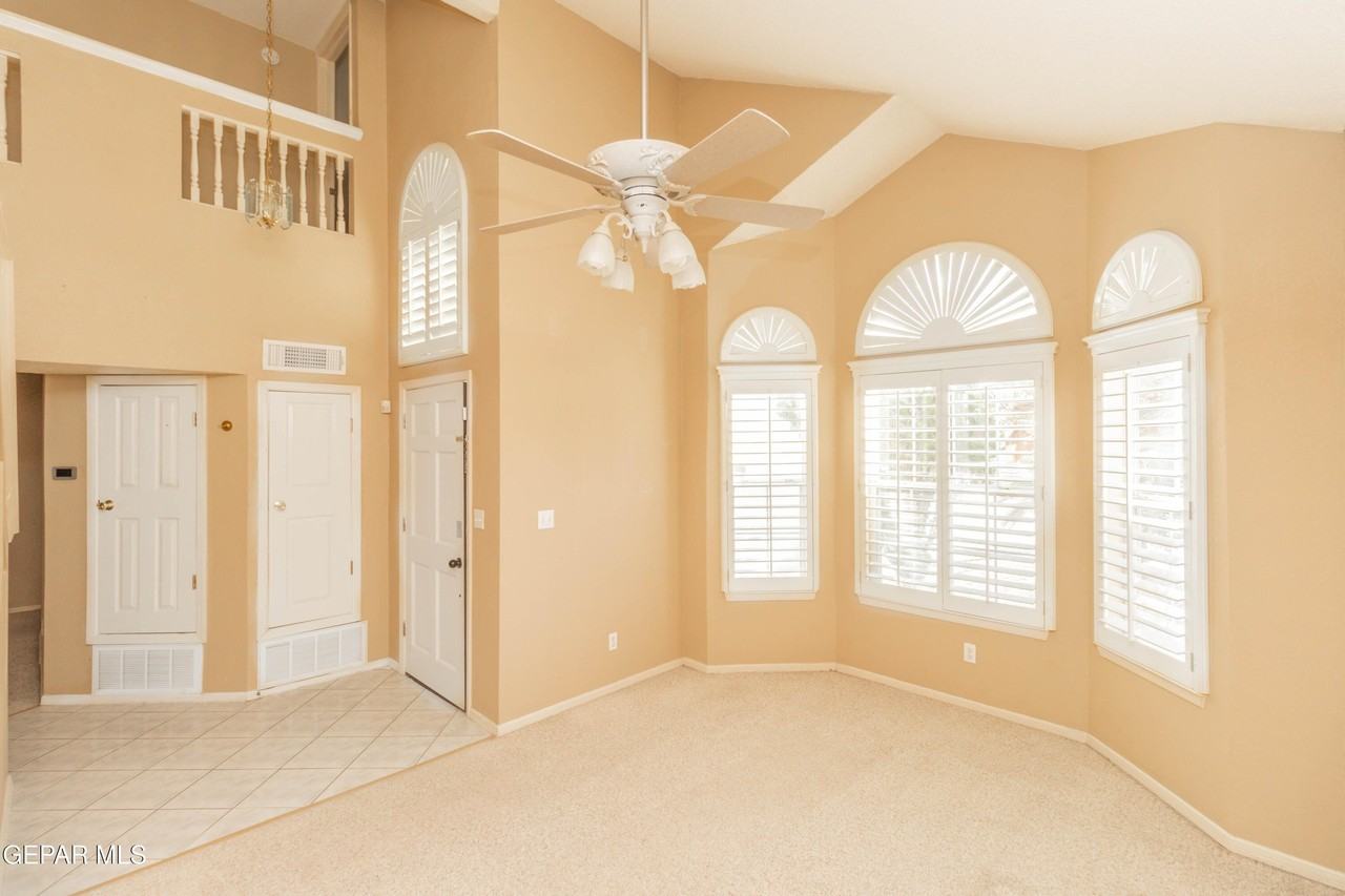 1325 John Ring Ln - Photo 2 of 47