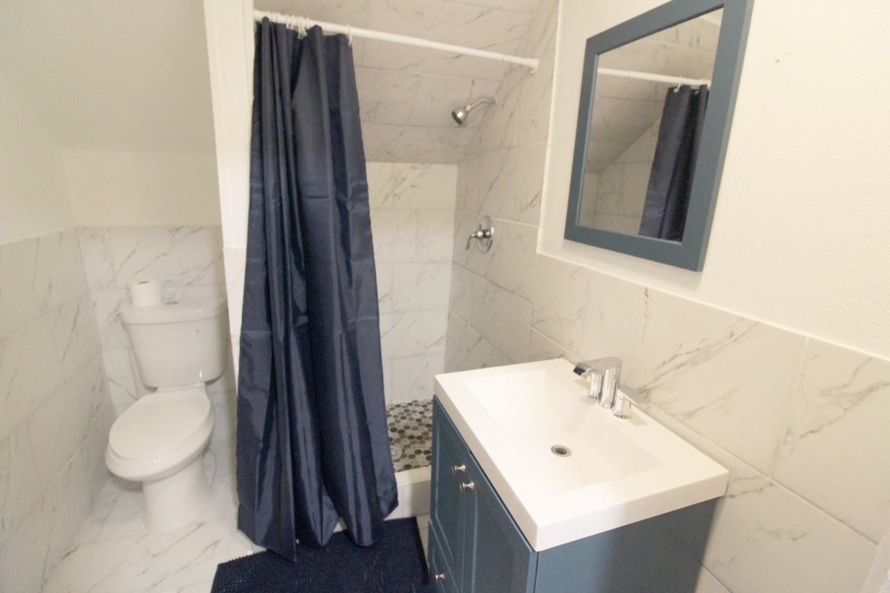 803 Upson Dr Unit 3 #3 - Photo 3 of 17