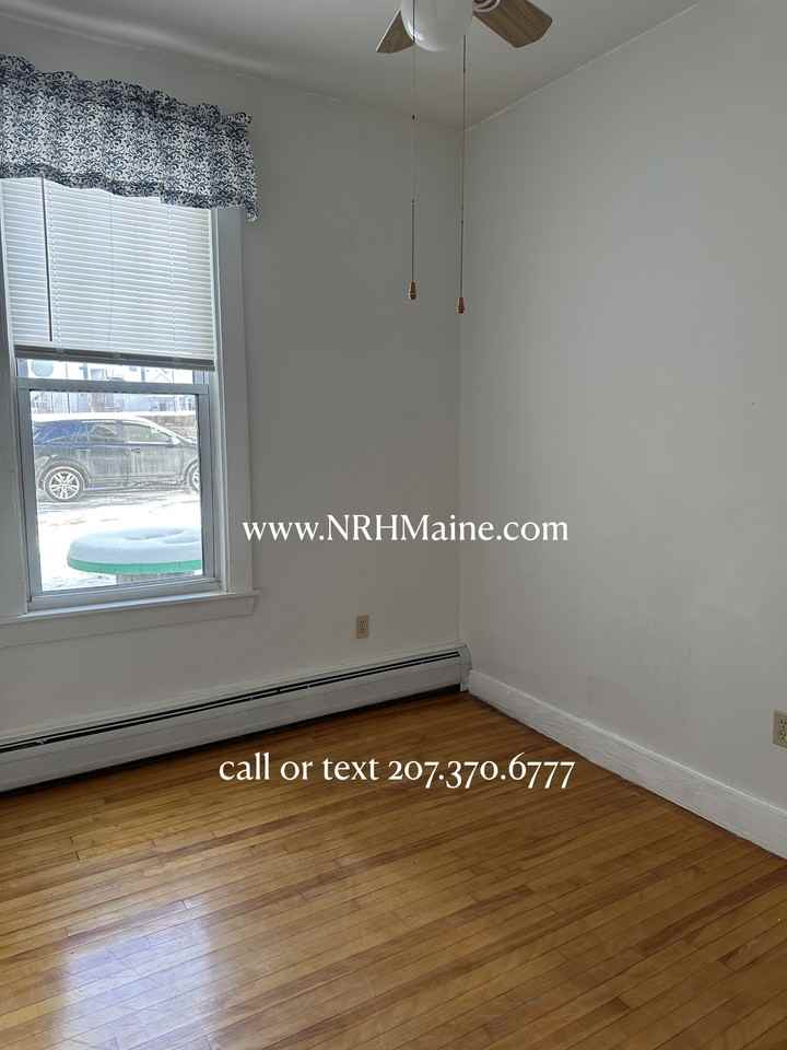 42-44 Bartlett - Photo 7 of 15