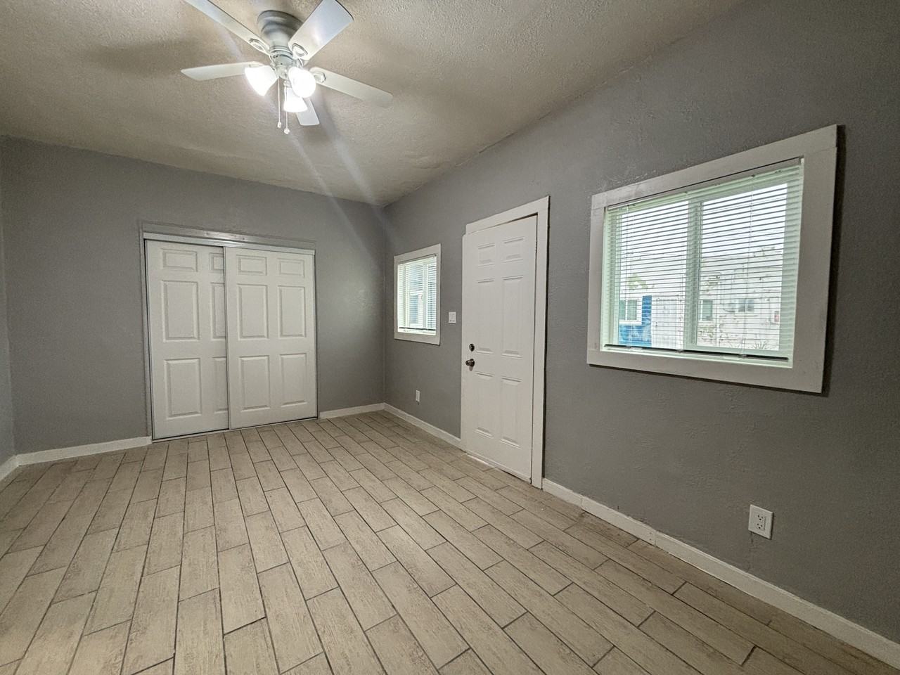 430 South Washington Street - Photo 2 of 6