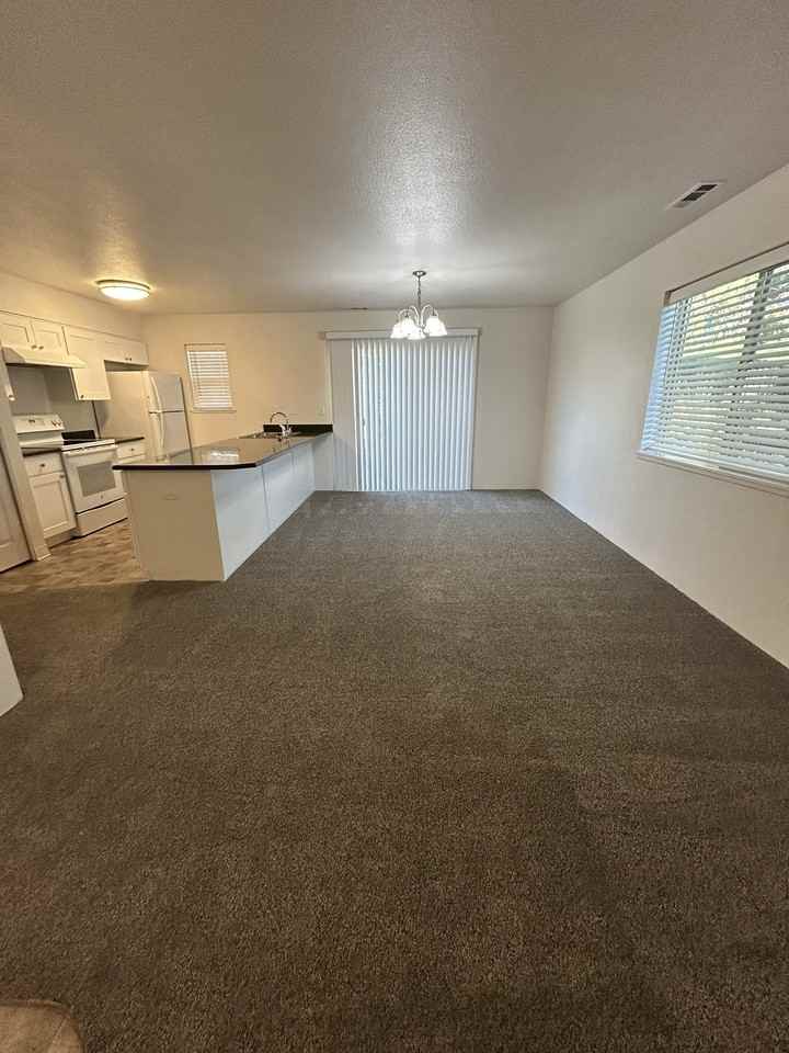 Cedar Tree Apartments - Photo 3 of 33