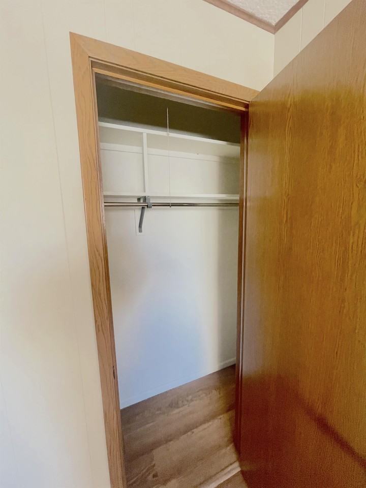 620 West Center Street - Photo 5 of 11