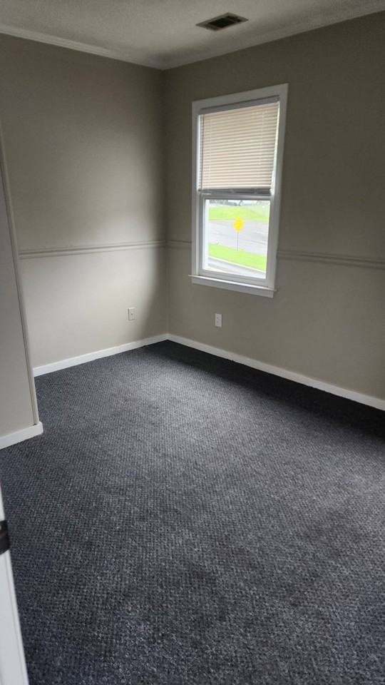 10 Pencil Lane - Photo 3 of 19