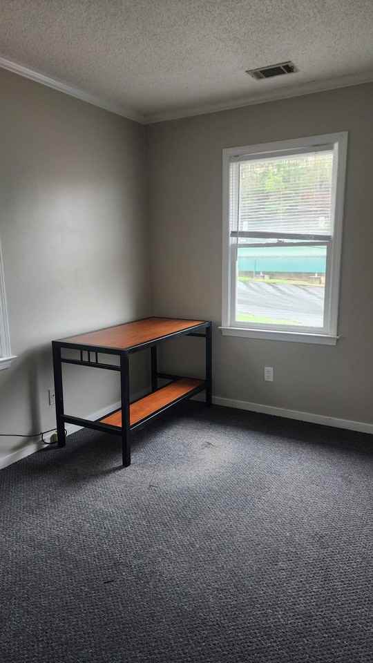 10 Pencil Lane - Photo 7 of 19