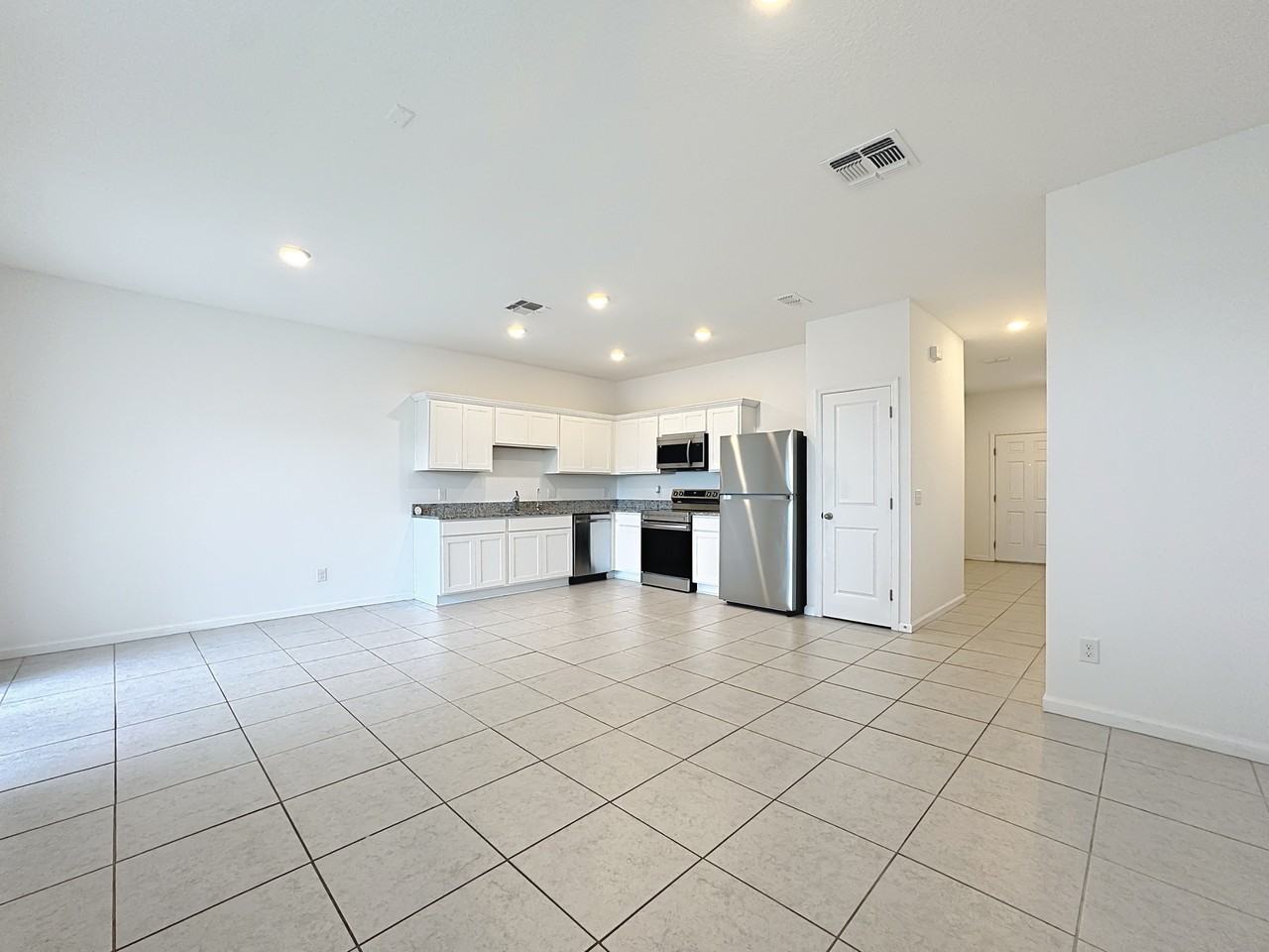 5941 Piney Shrub Pl #1 - Photo 3 of 43