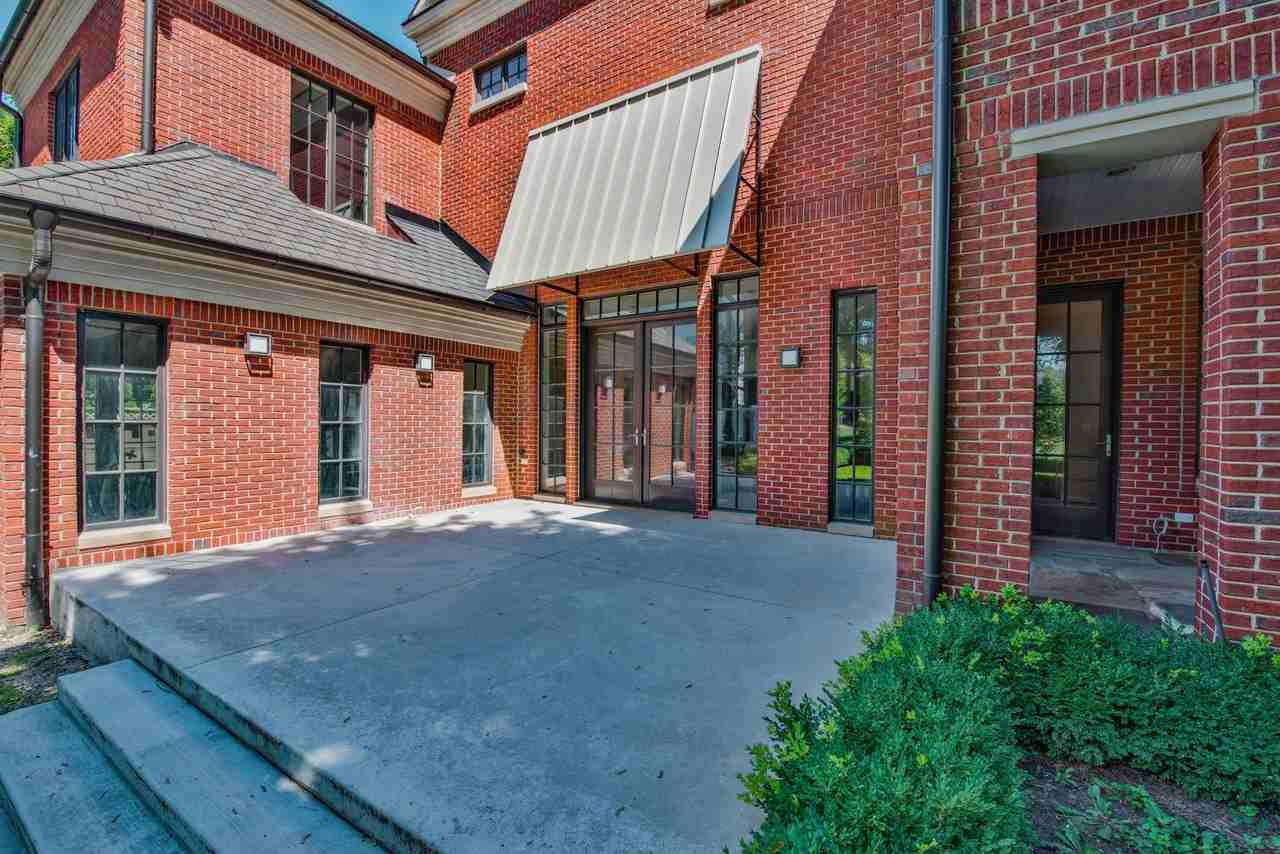 200 Aspen Rd - Photo 4 of 34