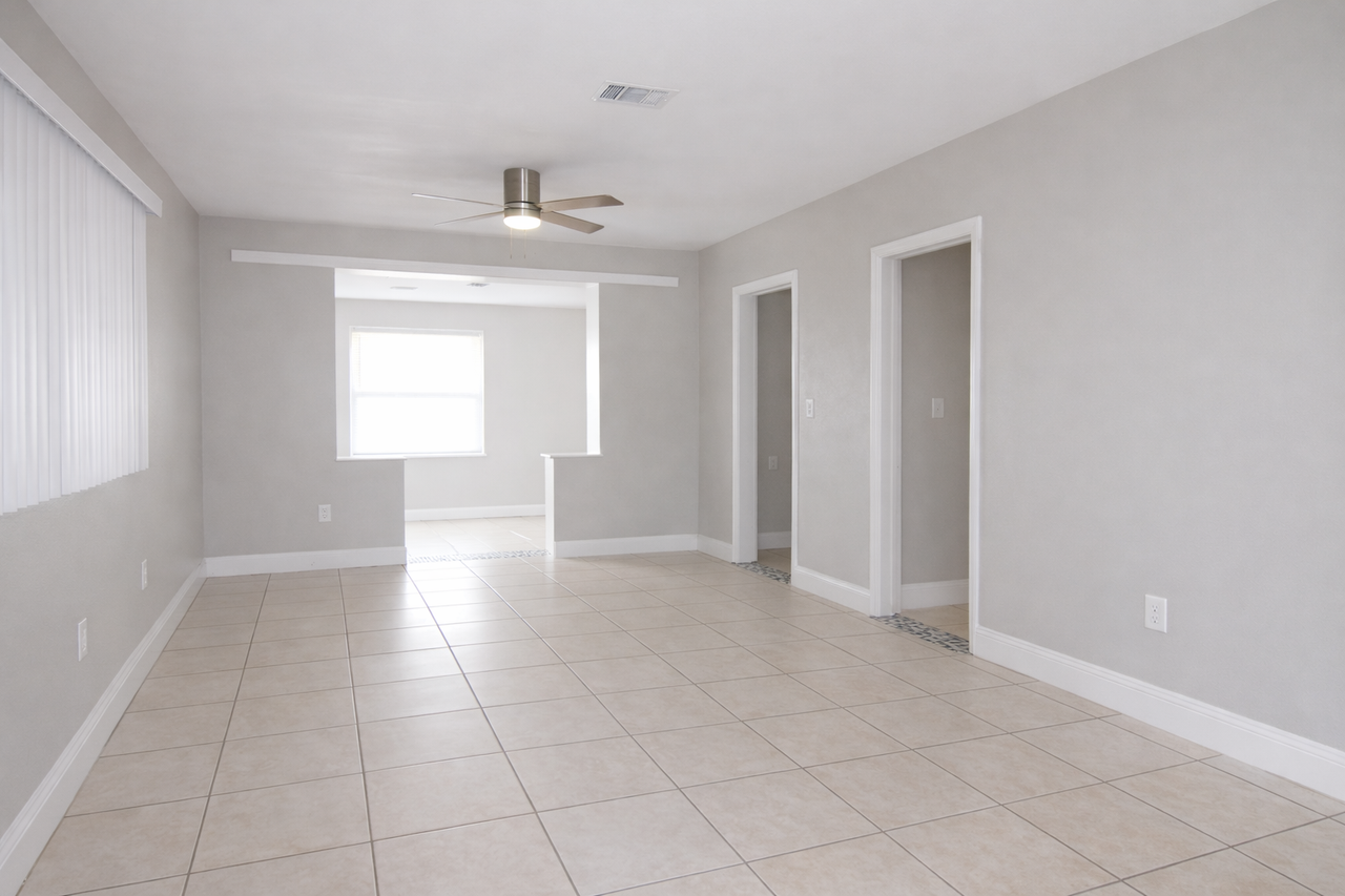 4812 Irvington Ave #1 - Photo 5 of 7