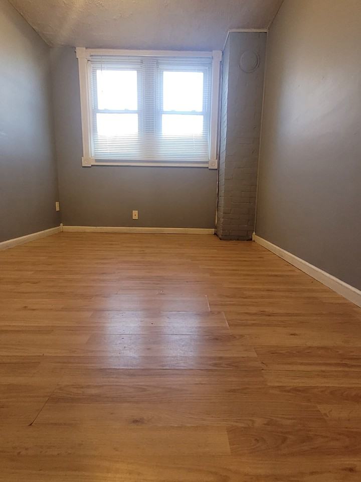 412 Yund St #1 - Photo 2 of 10