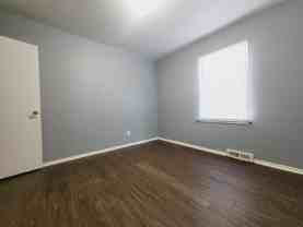 922 W 4th St #1 - Photo 1 of 1