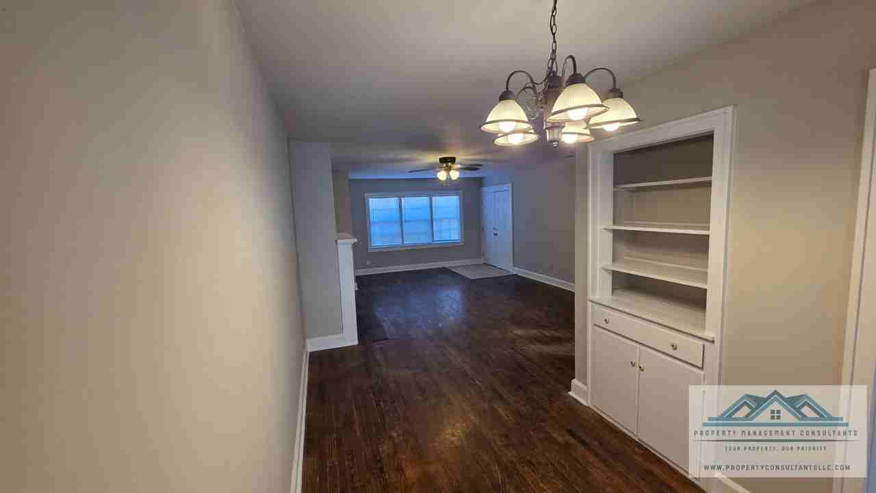 2804 E 18th Ave #2 - Photo 4 of 9