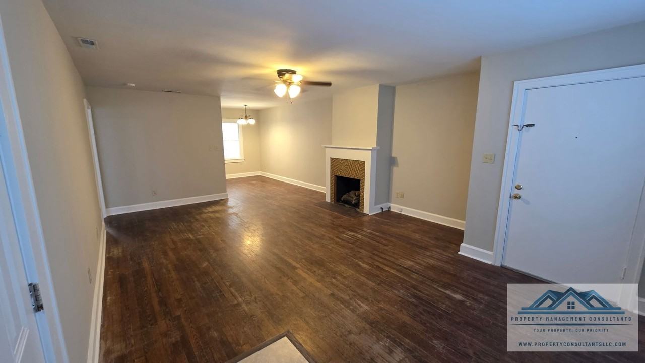 2804 E 18th Ave #2 - Photo 6 of 9