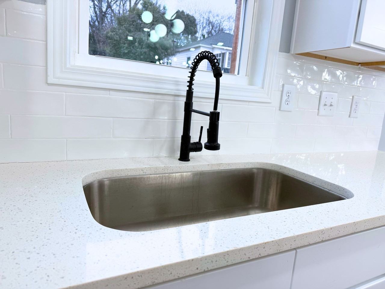 28 11th St #1 - Photo 5 of 18