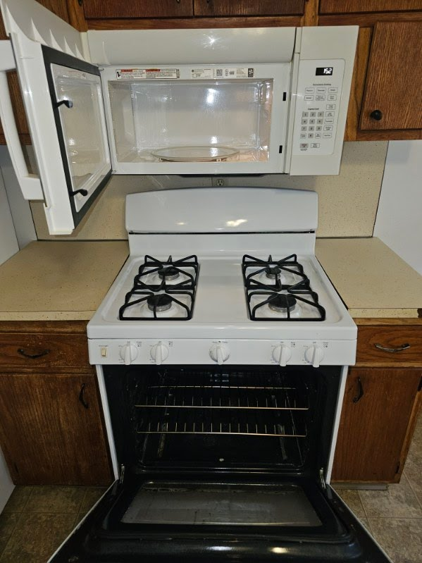 4101 Lowry Ave N #4103 - Photo 5 of 17