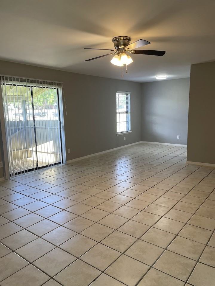 Park Place Apartments - Photo 5 of 27