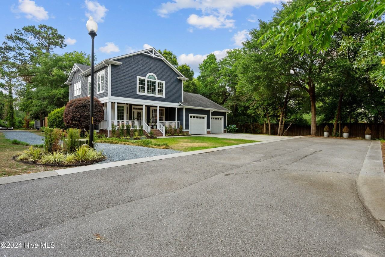 450 Saucier Way - Photo 7 of 50