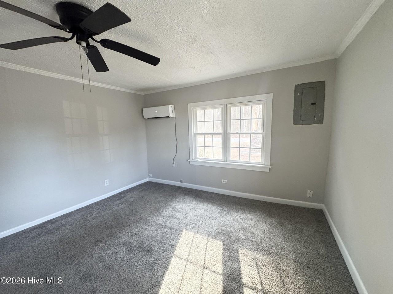 146 Smith Corner Rd - Photo 7 of 9