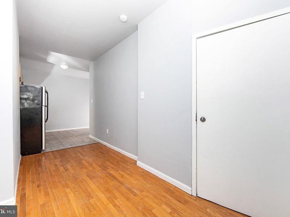 2351 North Park Avenue - Photo 4 of 11