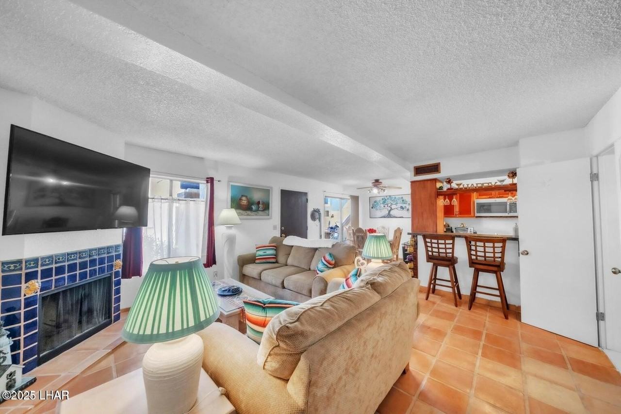 1838 Montana Vis Unit C #C - Photo 4 of 15