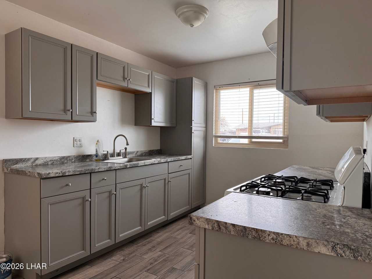 509 S Laguna Ave Unit 5 #5 - Photo 3 of 11