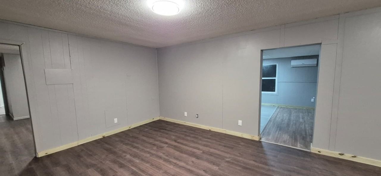 296 Brush Creek Rd - Photo 2 of 11