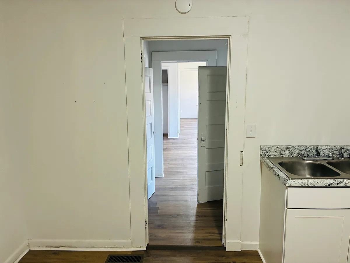 1405 Tuscaloosa Ave #1 - Photo 3 of 22