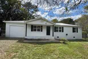 914 Dooley Ave #1 - Photo 1 of 1