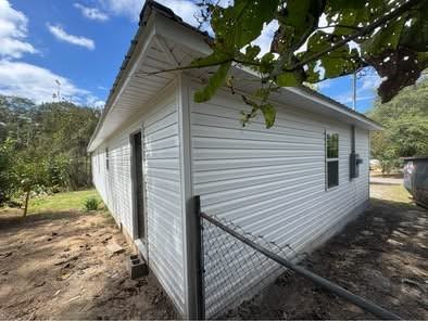 914 Dooley Ave #1 - Photo 4 of 19