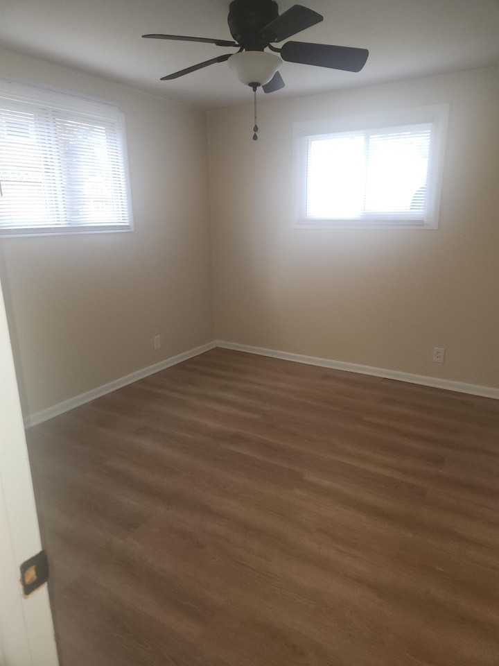 1335 14th - Photo 4 of 6