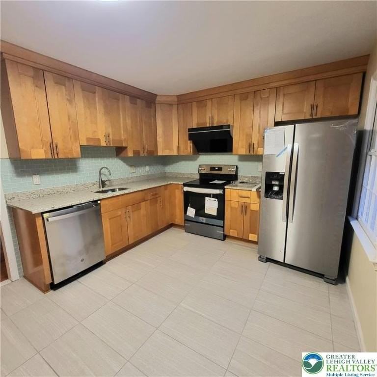 1081 Barnside Rd - Photo 7 of 25