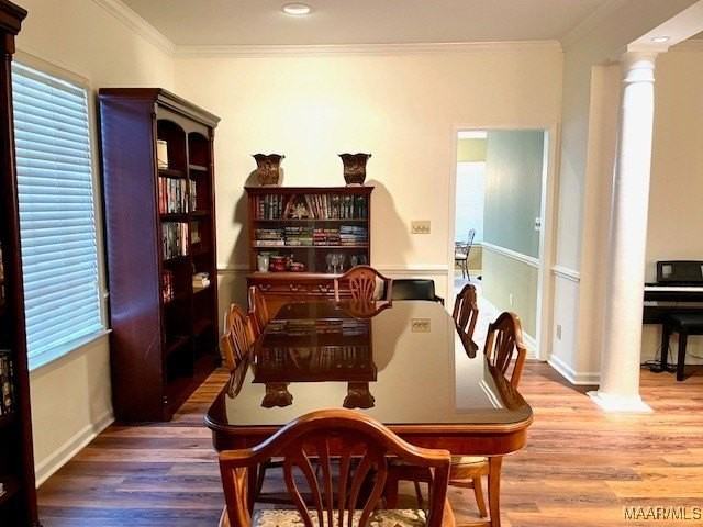 8136 Greyfield Dr - Photo 4 of 16