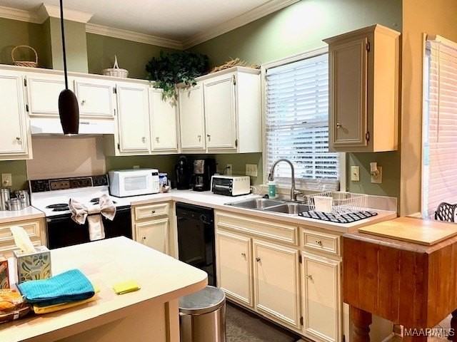 8136 Greyfield Dr - Photo 6 of 16