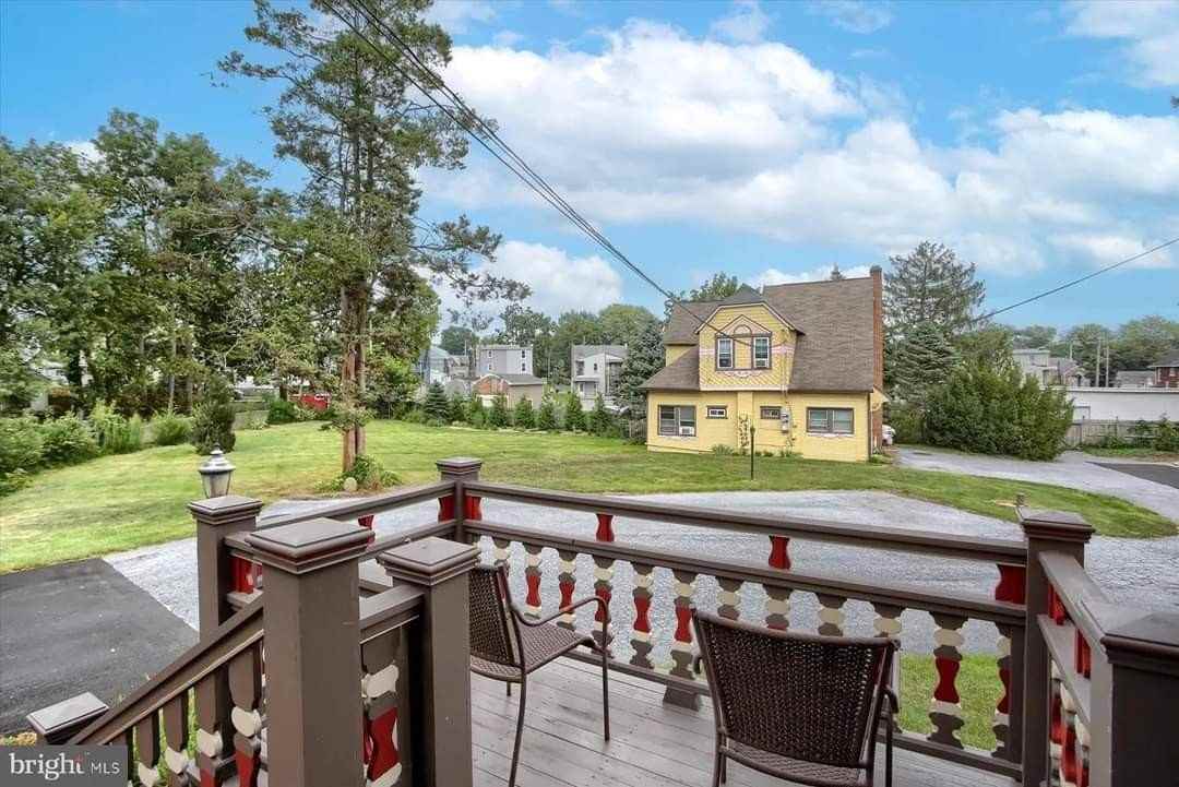 256 North Union Street - Photo 5 of 10