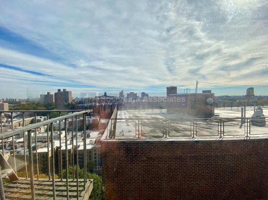 700 Fort Washington Ave - Photo 4 of 10