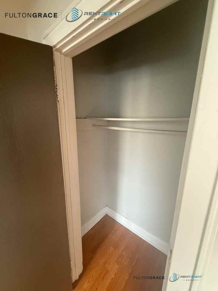 3244 N Pulaski Rd #9 - Photo 3 of 10