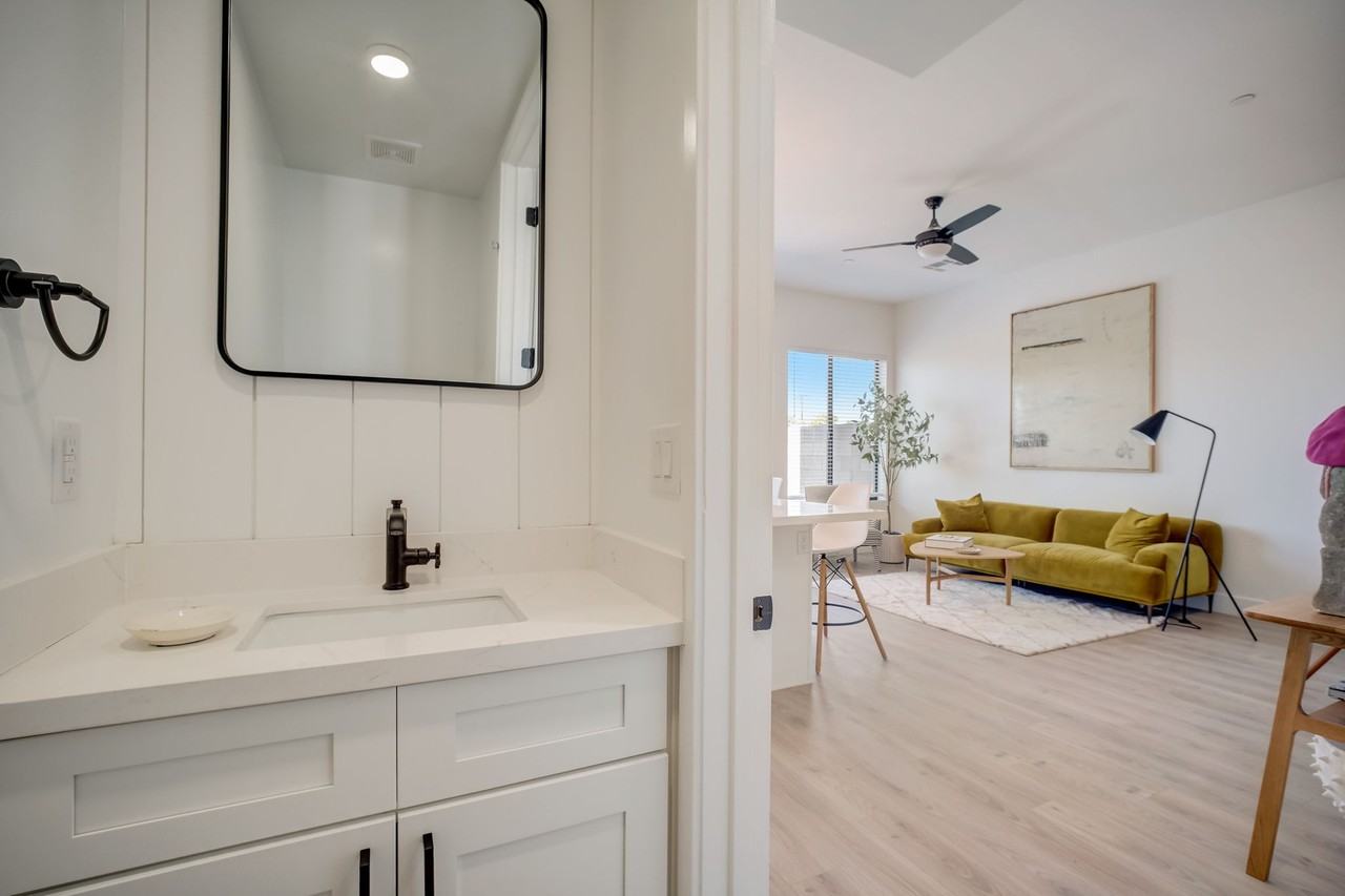 777 West Coolidge Street - Photo 3 of 14