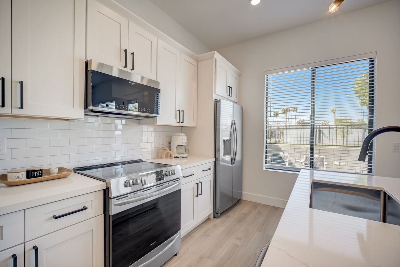 777 West Coolidge Street - Photo 4 of 14