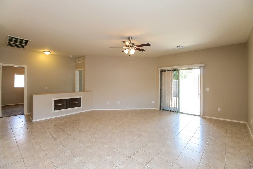33337 N Sonoran Trl - Photo 2 of 15