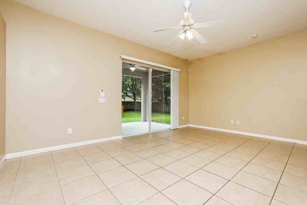 4322 Rock Hill Loop - Photo 3 of 16