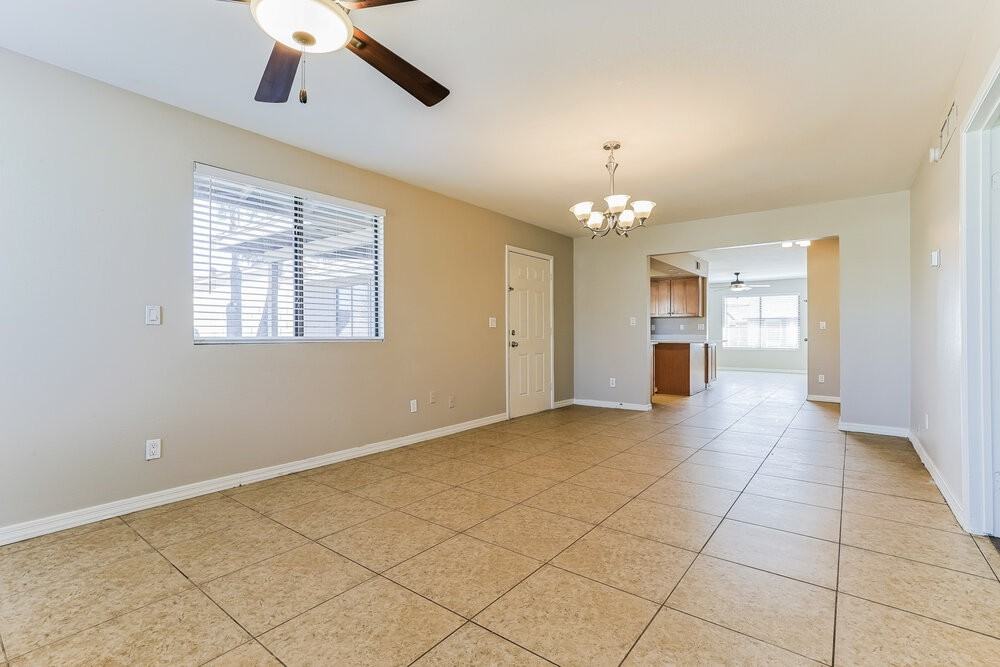 728 W El Prado Rd - Photo 4 of 16