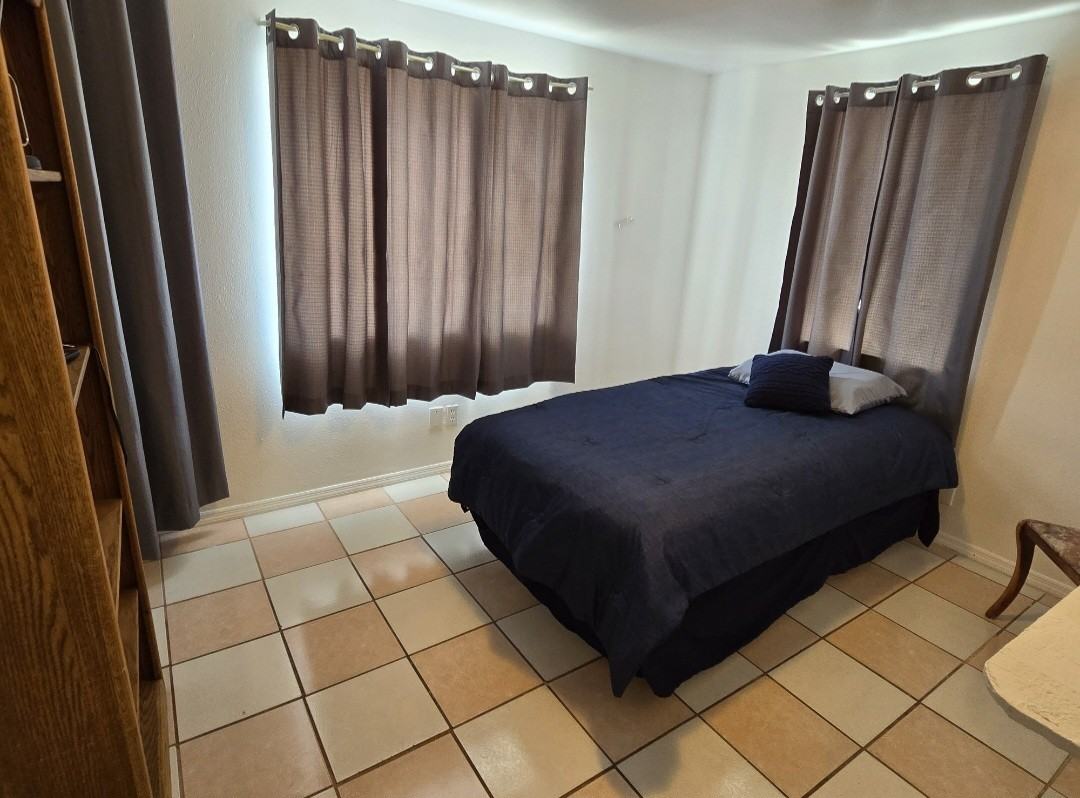 919 East 30th Street - Photo 3 of 5