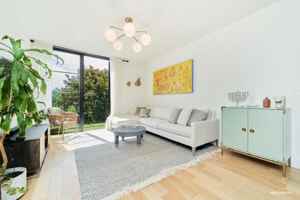 featured image of 264 Webster Ave