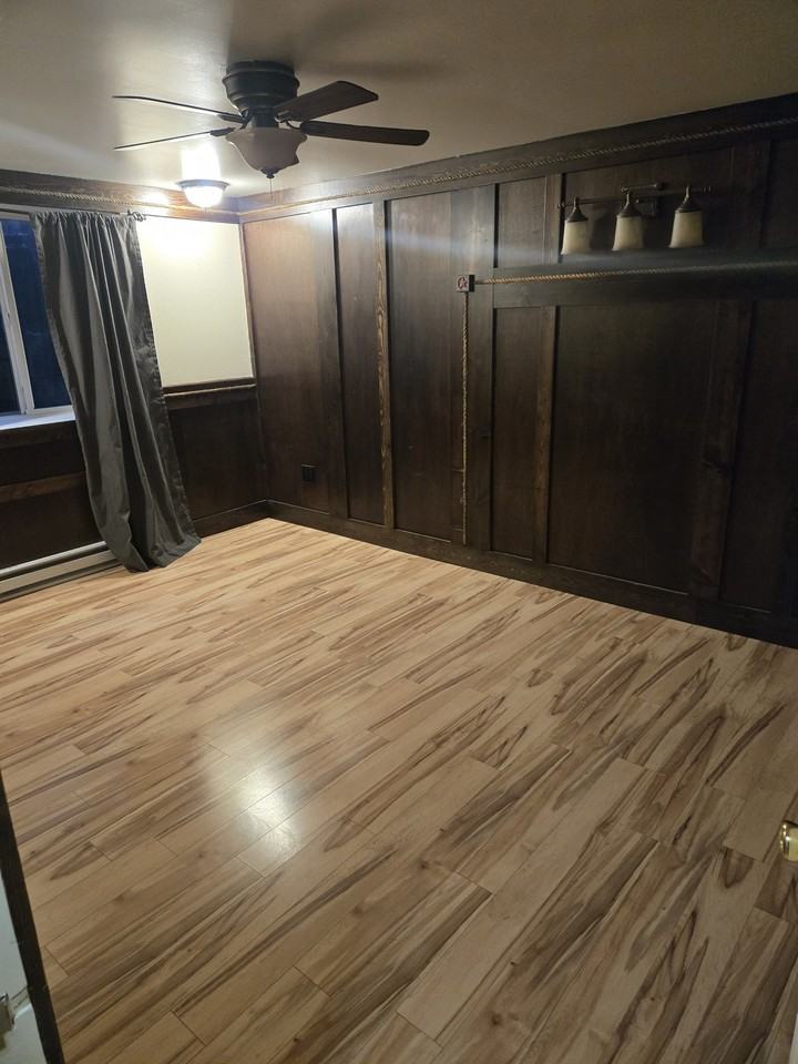 600 West Artemos Drive - Photo 3 of 9