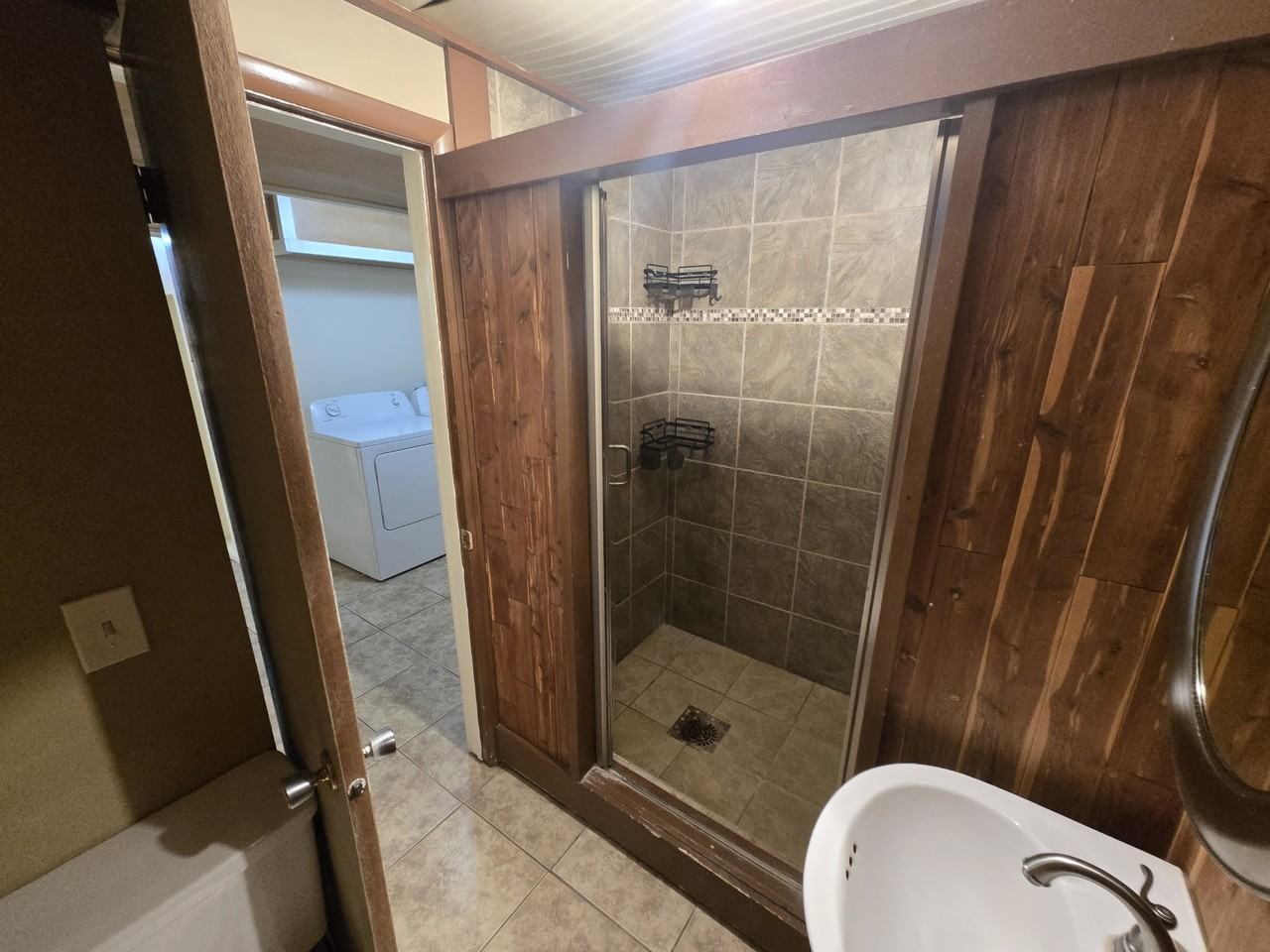 600 West Artemos Drive - Photo 7 of 9